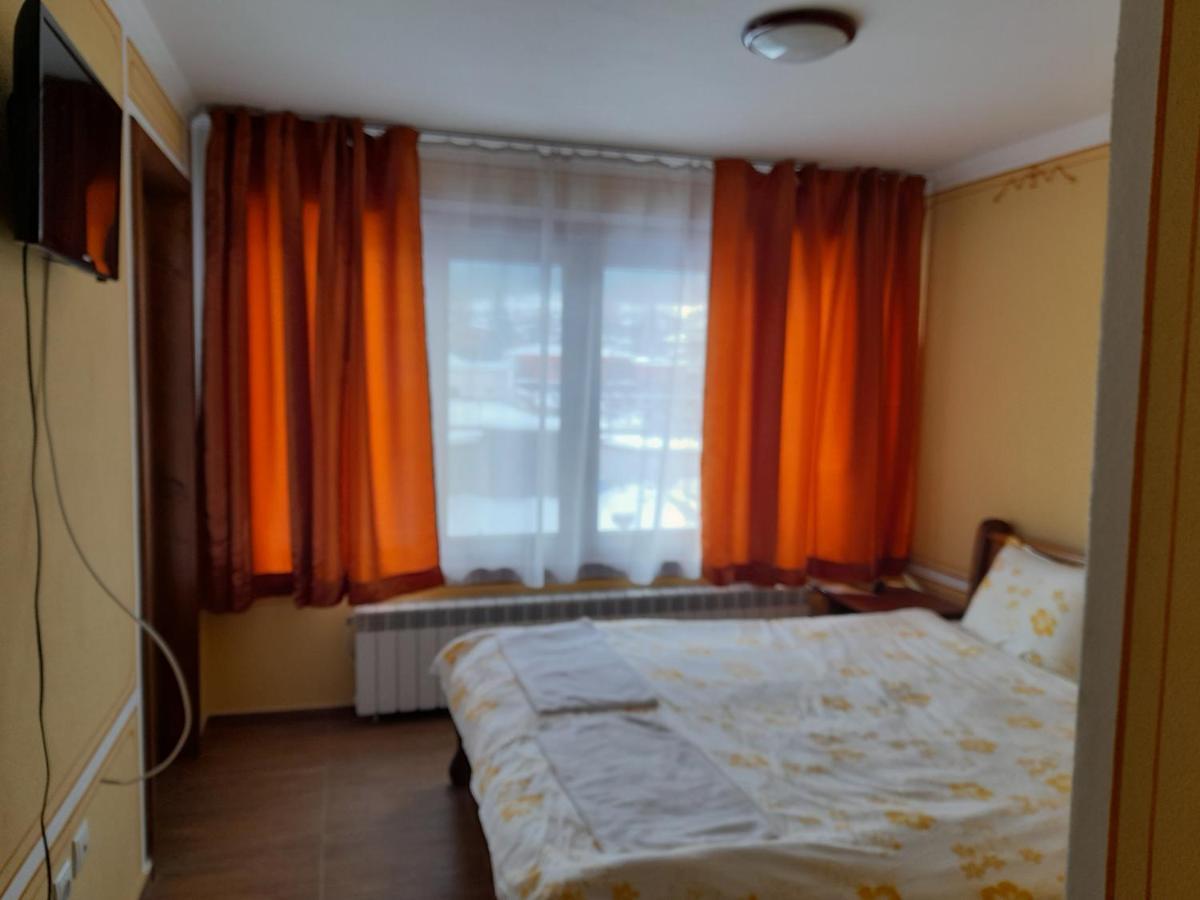 Къща Ради Kopriwschtiza Exterior foto