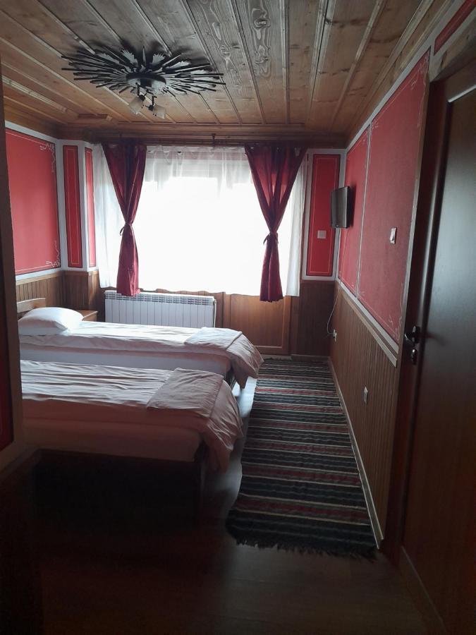 Къща Ради Kopriwschtiza Exterior foto